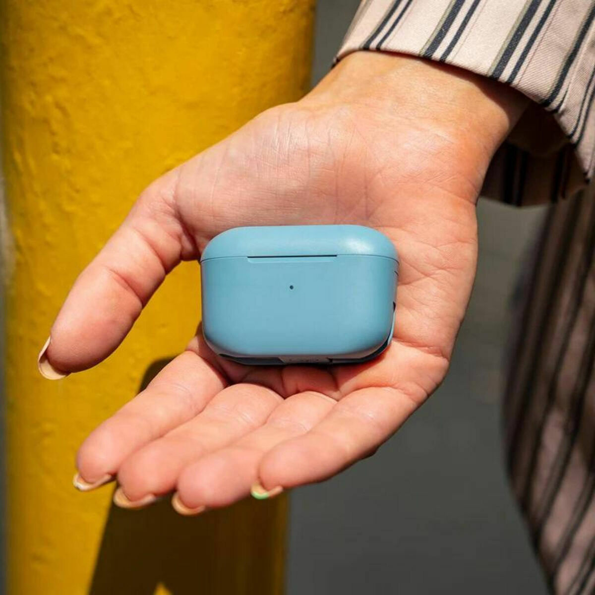 V1H1F2A1FAF8DD917D14CD6750DE03EB2AFRP5